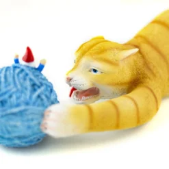 Holidayana HOME GOODS Cat And Yarn Gnome Deterrent 14 Holidayana HOME GOODS Cat And Yarn Gnome Deterrent