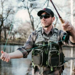 Elkton Outdoors SPORTING GOODS Fly Fishing Vest With Mesh Multi-Pocket Storage